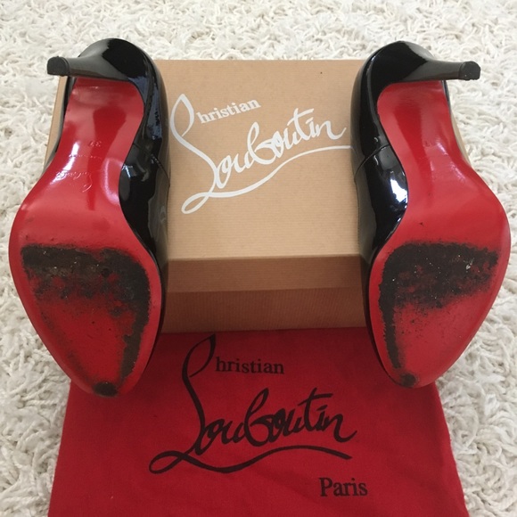 ❌SOLD❌ Christian Louboutin Pumps - Picture 2 of 6
